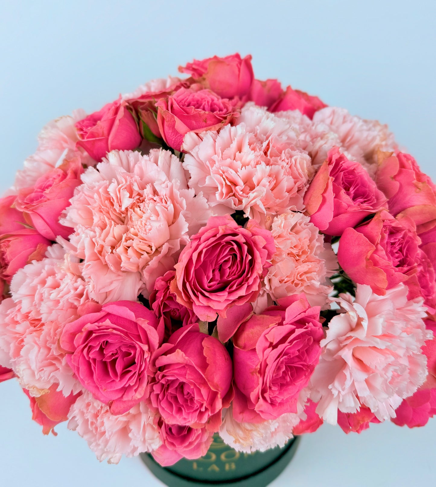 Pink Harmony – Roses & Carnations