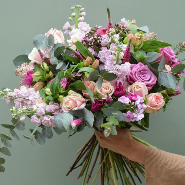 Flowers in Dubai - Dubai Delivery  