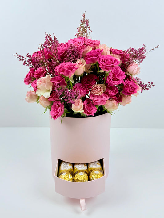 Bloom Lab Signature Pink Roses with Chocolate Gift Box